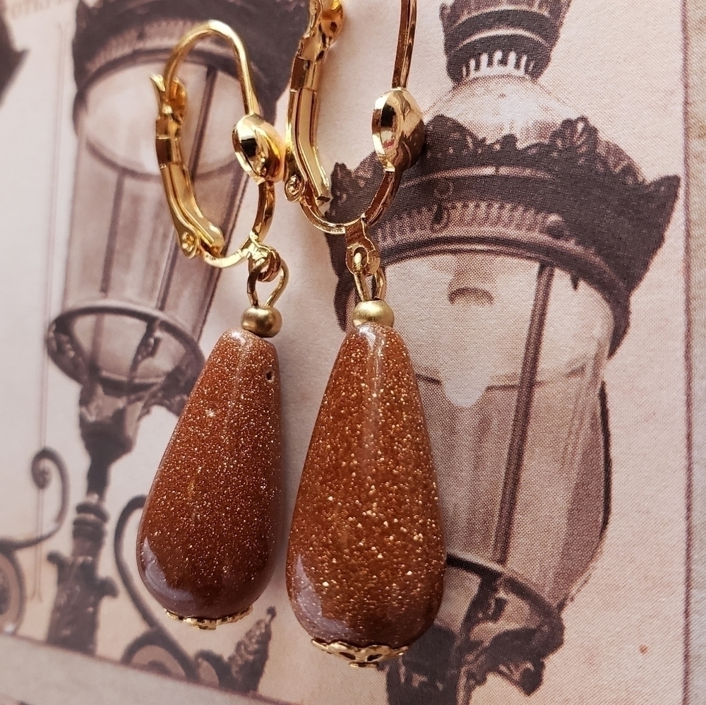 𝅺TEAR drop earrings - Picture 5 of 5